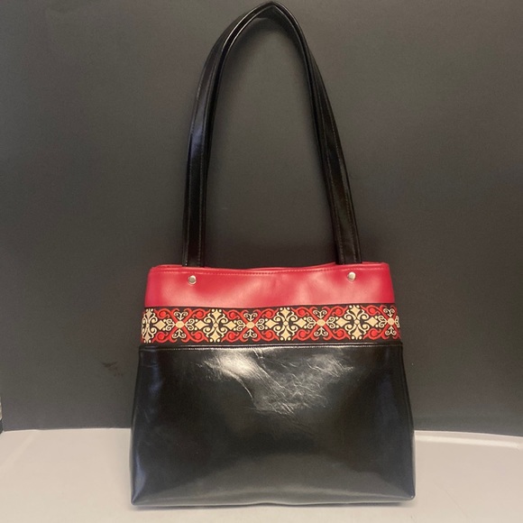 LAURA BEE Designs Vegan Shoulder Bag Snap Purse - Picture 6 of 17